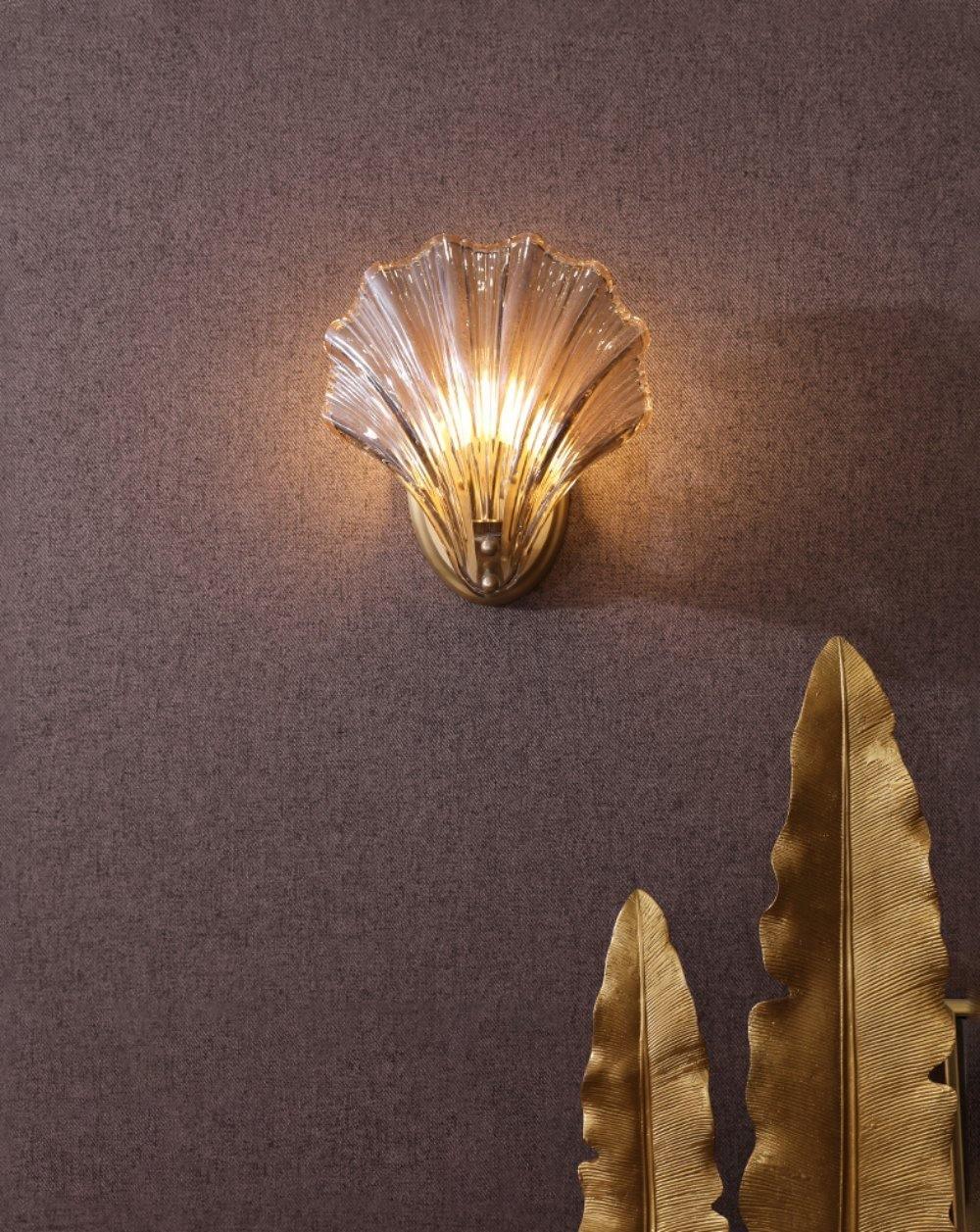 Shell Wall Light Fixture - Coastal Nautical Design for Living Room, Bedroom & Hallway Lighting