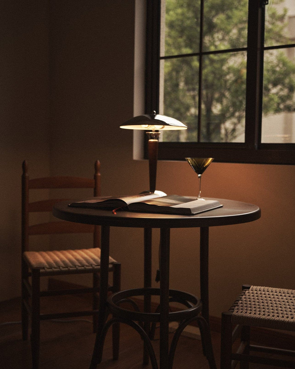 LED Table Lamp with Adjustable Brightness and Modern Design for Living Room & Bedroom Use