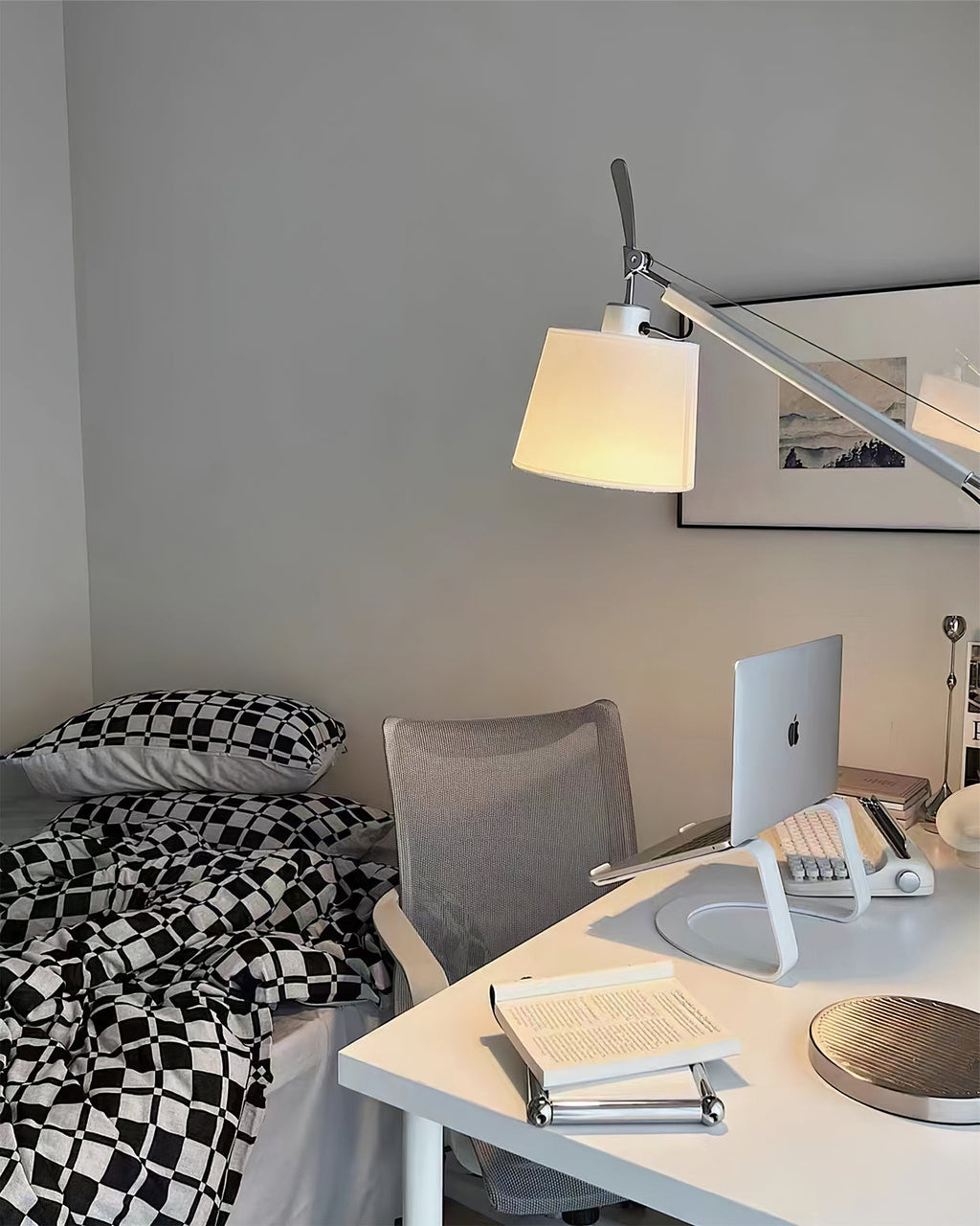 LED Modern Classic Floor Lamp with Adjustable Height for Living Room & Bedroom Lighting