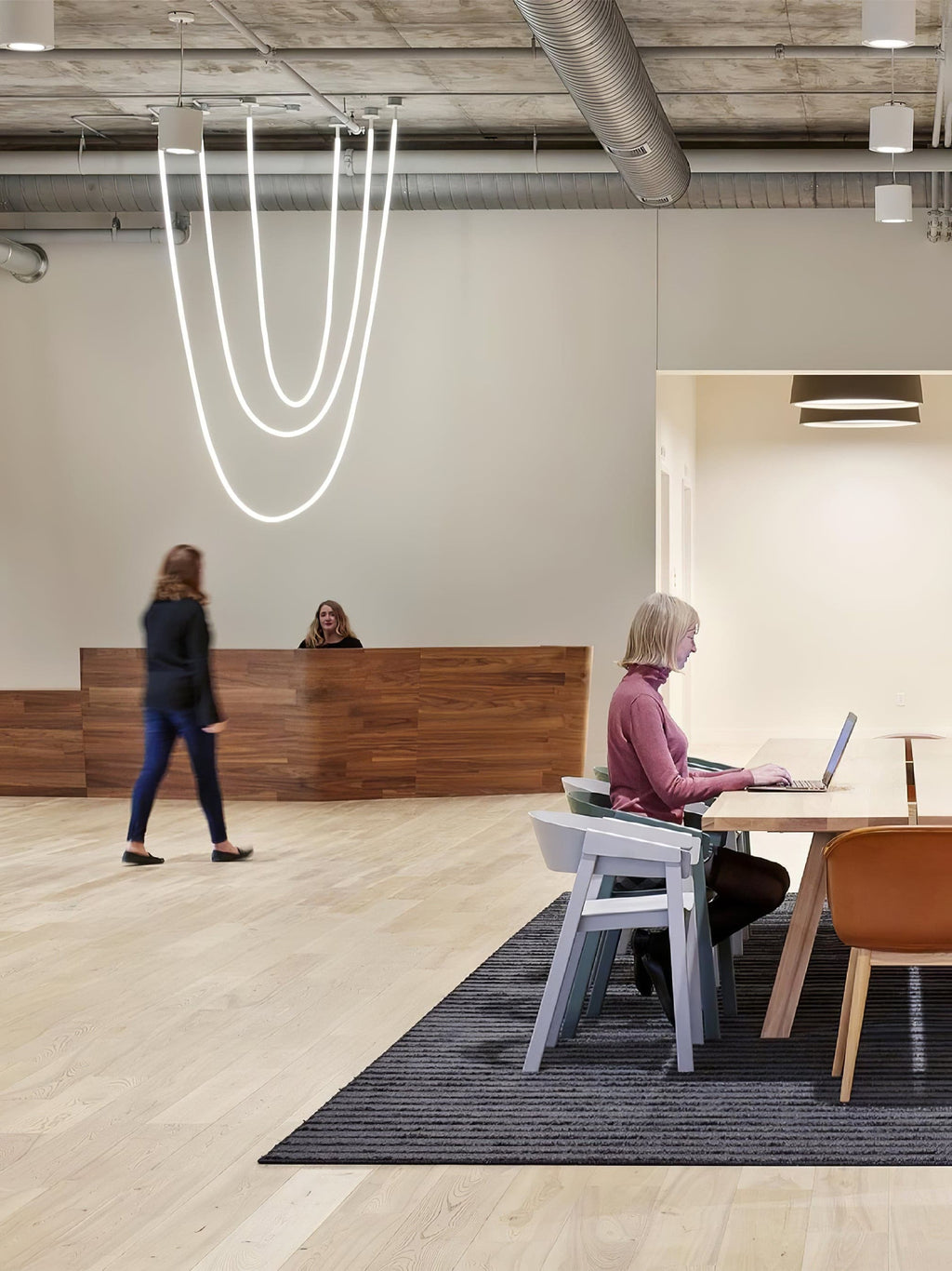 Flex LED Pendant Light Fixture - Adjustable Hanging Lamp for Kitchen Island & Dining Room