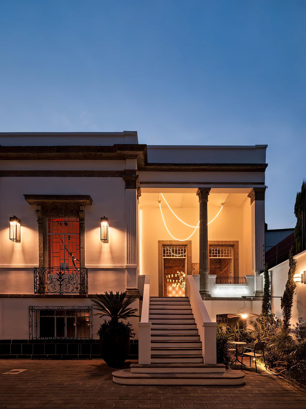 Flex LED Pendant Light Fixture - Adjustable Hanging Lamp for Kitchen Island & Dining Room