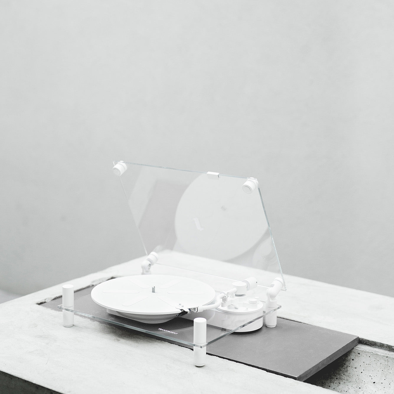 Transparent Acrylic Turntable for Vinyl Records & DJ Use - Lightweight, Durable Design