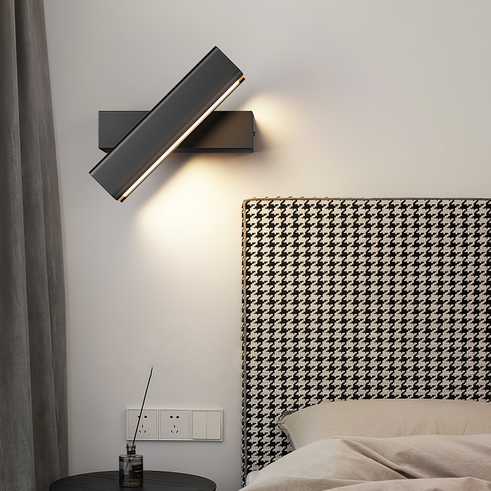 LED Clasp Wall Lamp - Adjustable Arm Fixture for Living Room, Bedroom & Hallway Lighting