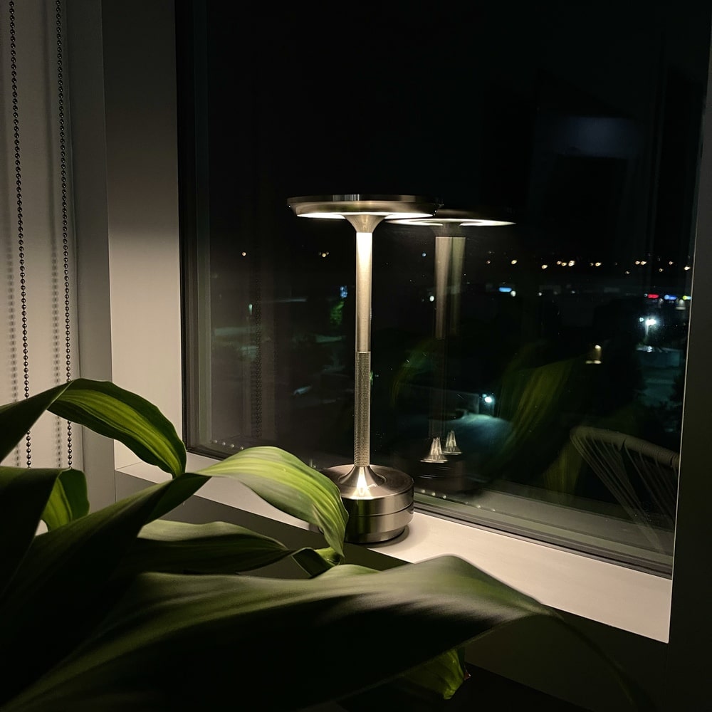 Cordless Metallic Table Lamp - Modern Design for Home & Office Lighting