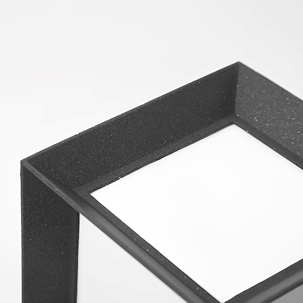 Solar Waterproof Metal High Pole Street Lights for Outdoor Pathway & Garden Illumination