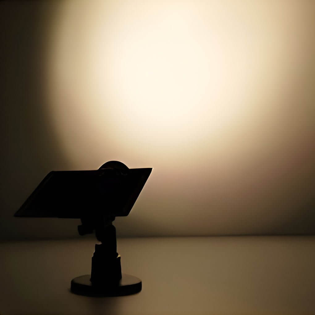 Adjustable Solar-Powered Outdoor Spot Lights for Trees and Landscape Lighting