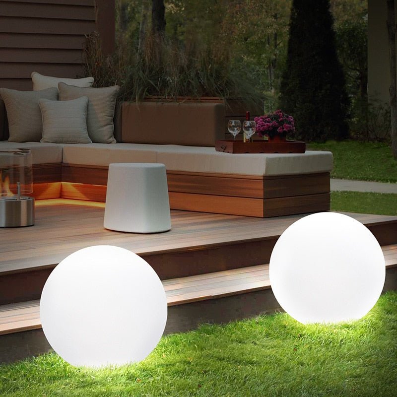 Solar Waterproof Globe Light for Outdoor Garden, Patio, and Landscape Lighting