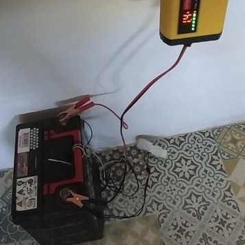 battery-charger-12v car
