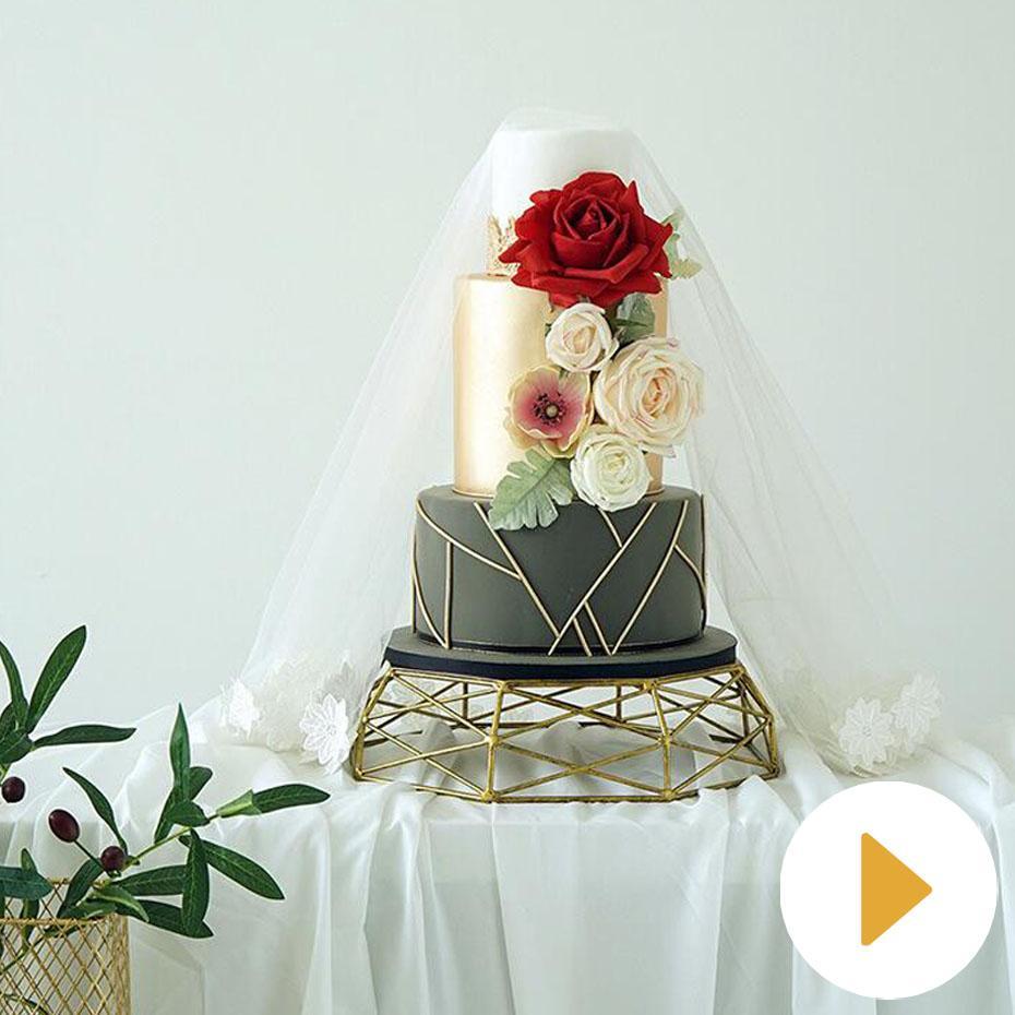 Geometric Wrought Iron Gold/Sliver Cake Stand for Wedding - Balma Home